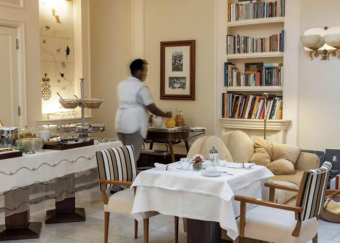 Hotel Britania Art Deco 4*