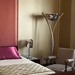 Britania Art Deco