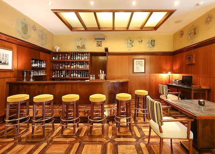 Britania Art Deco ホテル