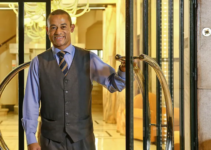 Britania Art Deco 4*