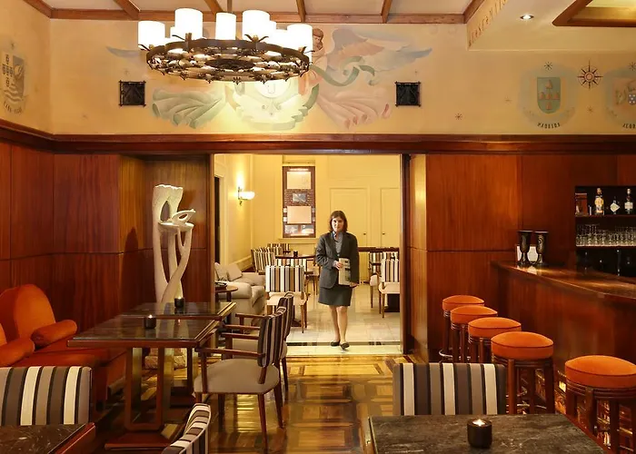 Britania Art Deco Hotel