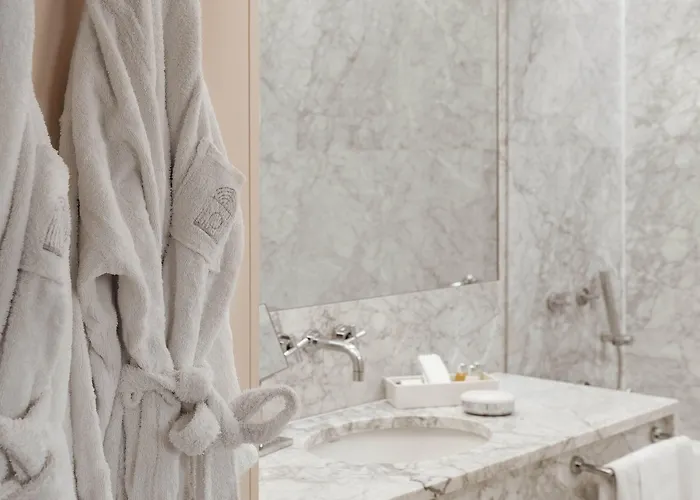 Hotel Britania Art Deco 4*