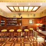 Britania Art Deco 4*