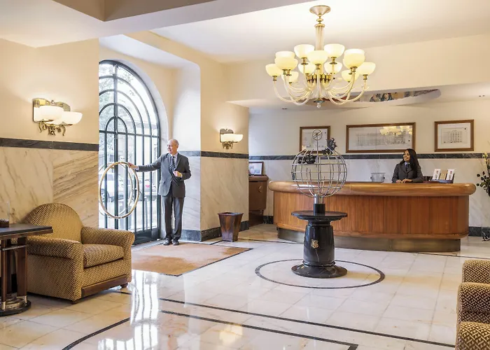 酒店 Britania Art Deco 4*